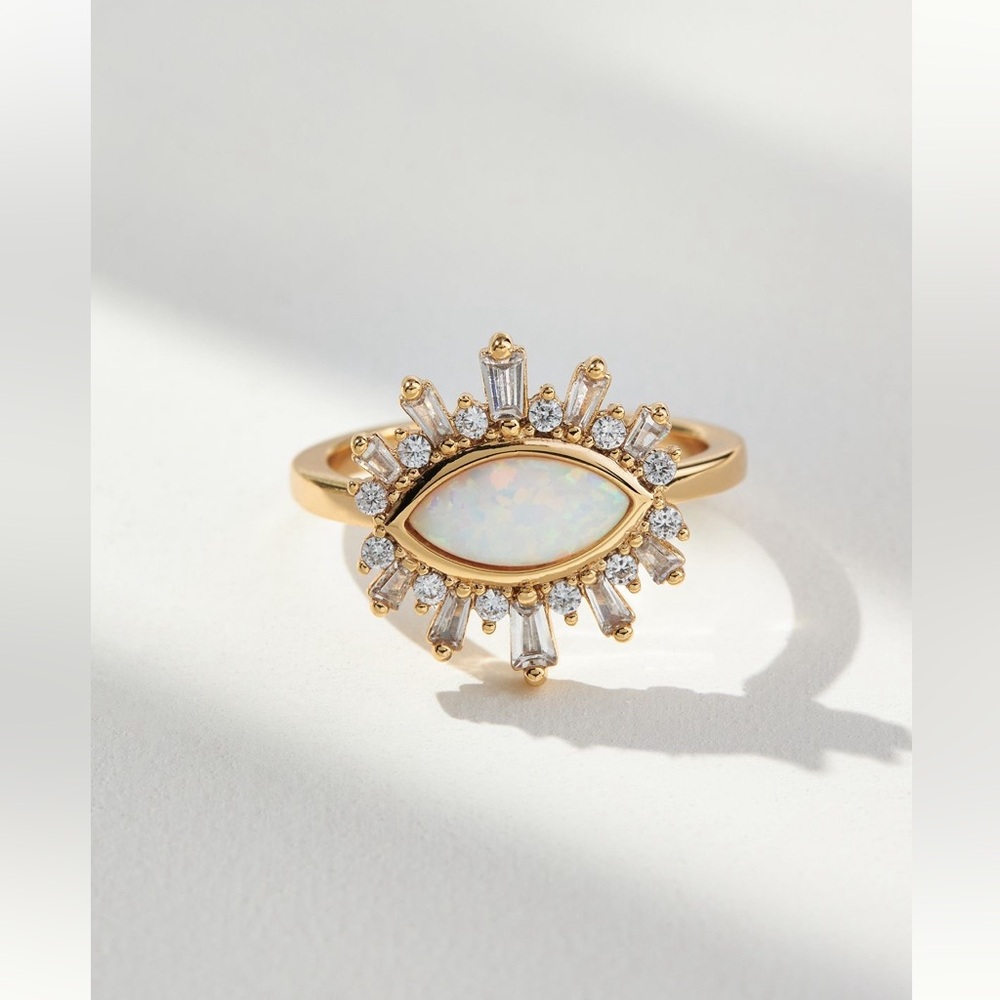 ELIZABETH STONE ATHENA RING in Moonstone White Opal
